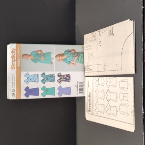 Simplicity 3645 Uncut Sewing Pattern Women's Scrub Top Sz R5 (14-22) - Picture 4 of 4
